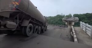 Gujurat Bridge Collapse On The Mahisagar River