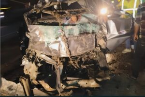 6 Dead as Mini-Van Crashes Into Truck on Yamuna Expressway in Mathura, UP