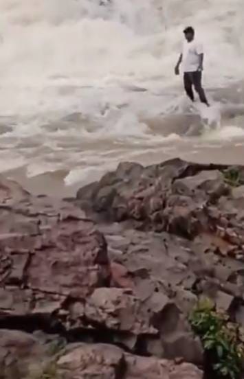 Tragedy in Odisha: YouTuber Swept Away at Duduma Waterfall While Filming Reel