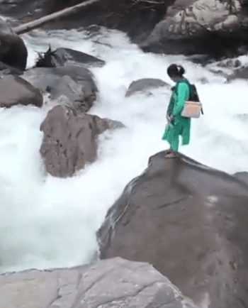 Himachal Nurse Wades Through Flooded Stream to Vaccinate Infant