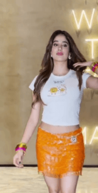 Janhvi Kapoor’s Orange Mini-Skirt at Param Sundari Screening Sparks Mixed Reactions