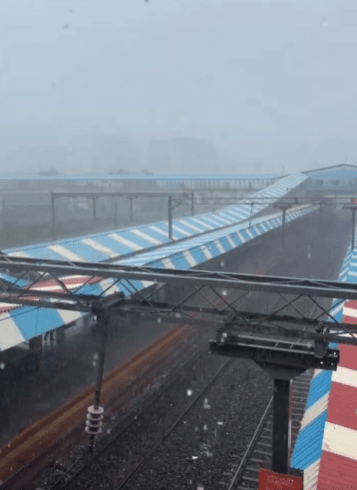 Kolkata Sees Heavy Rainfall, Humidity Persists as IMD Issues Alerts Across Bengal