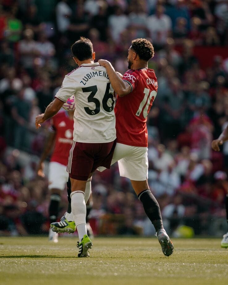 Arsenal Edge Man United 1-0 as Calafiori Scores Winner