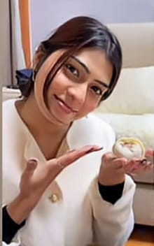 Indian women meets Korean boyfriend's family for the first time