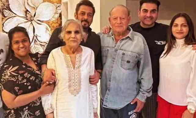 Salim Khan Reveals: Why His Family Doesn’t Eat Beef