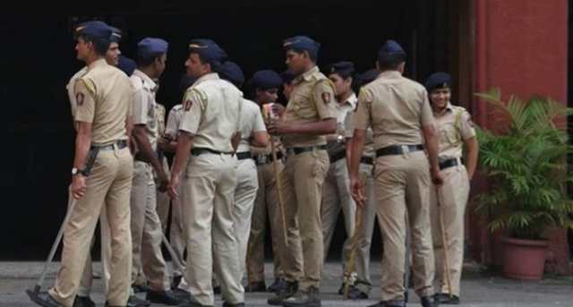 Mumbai Police on high alert as ‘Lashkar-e-Jihadi’ threatens use of ‘34 human bombs, 400 kg RDX’ during Ganesh Visarjan