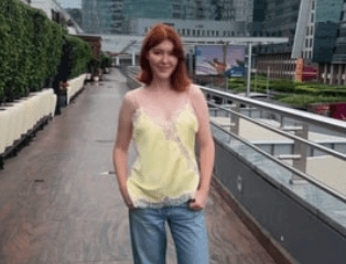 Foreign Woman Spends ₹1.2 Lakh on 1BHK in Gurugram: “India Isn’t Cheap”