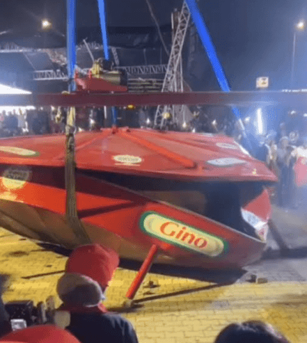 Pot Collapses as Nigerian Chef Attempts to Cook Largest Jollof Rice Dish