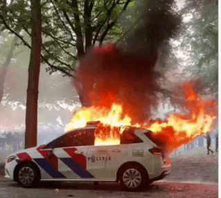Dutch Police Confront Anti-Immigration Protesters in Clashes