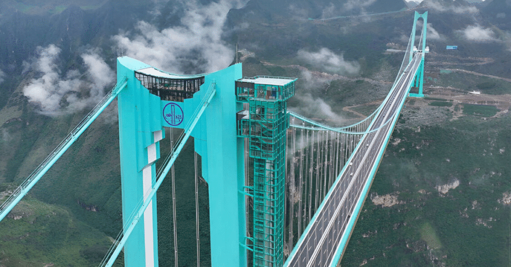 China Unveils World’s Tallest Bridge, Slashes Travel Time from 2 Hours to Just 2 Minutes