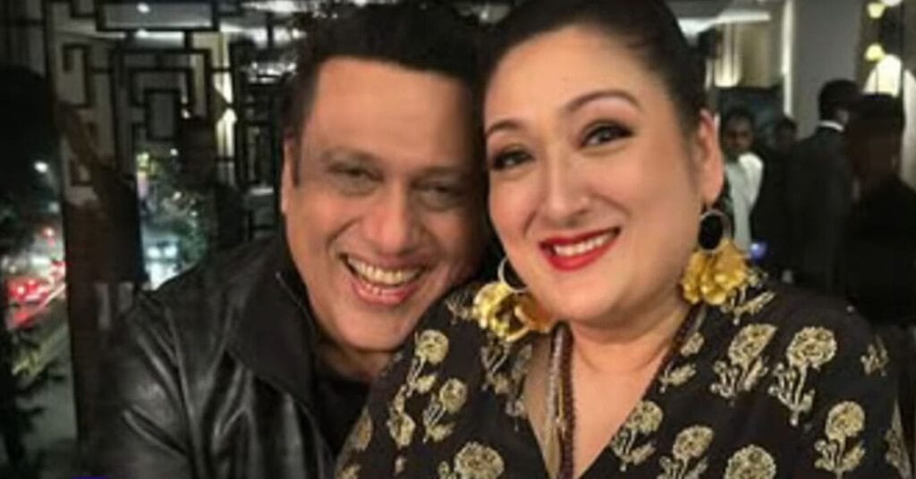 Sunita Ahuja Shows Off Gold Necklace Gifted by Govinda on Karw Chauth"Sona Kitna Sona Hai"