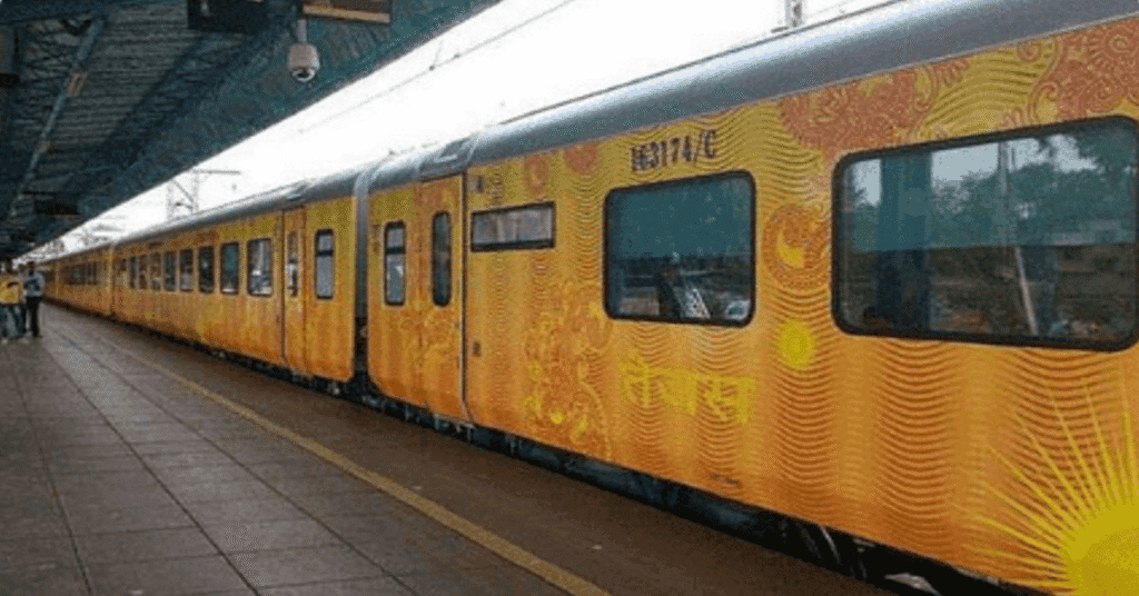 Man’s ₹5,500 First-Class Tejas Rajdhani Trip Goes Viral
