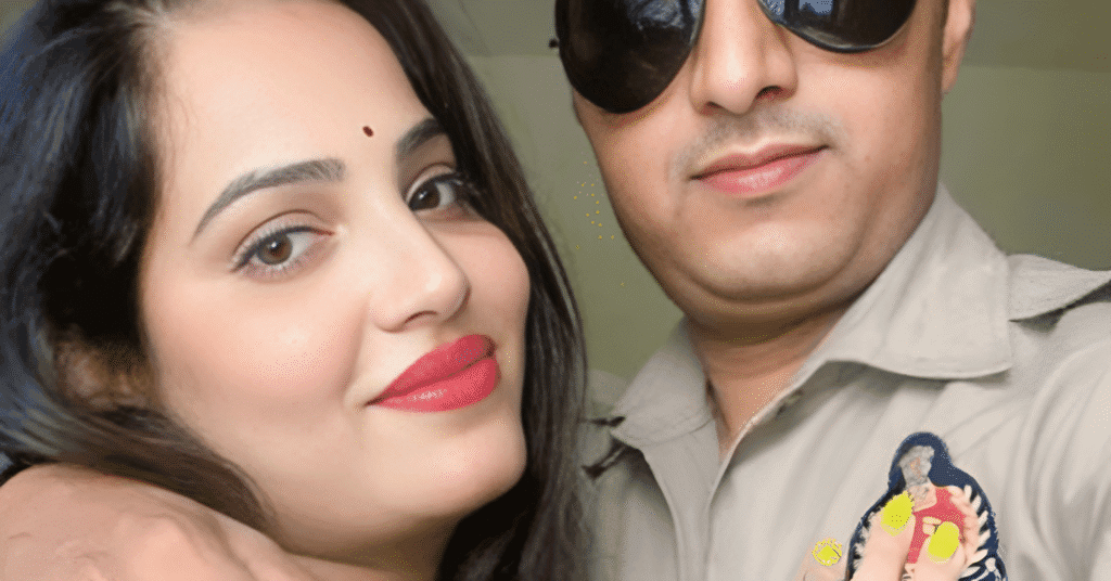 After a four-year live-in relationship ends, an Agra woman commits suicide and blames the police.