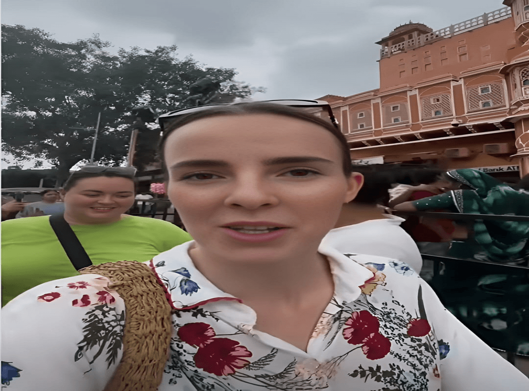 Russian Woman Teaches How To Cross Indian road