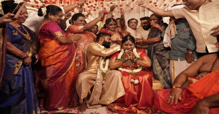 Kannada Anchor Anushree Marries Businessman Roshan in Bengaluru
