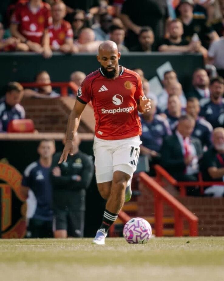 Arsenal Edge Man United 1-0 as Calafiori Scores Winner