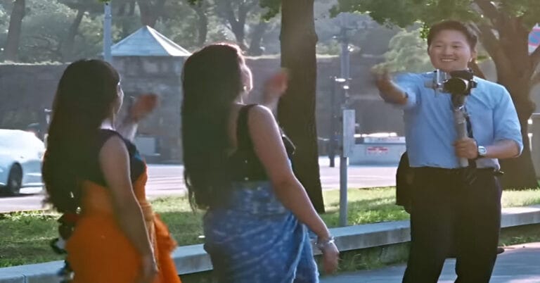 Women Dance ‘Badi Mushkil,’ But Cameraman Steals the Spotlight