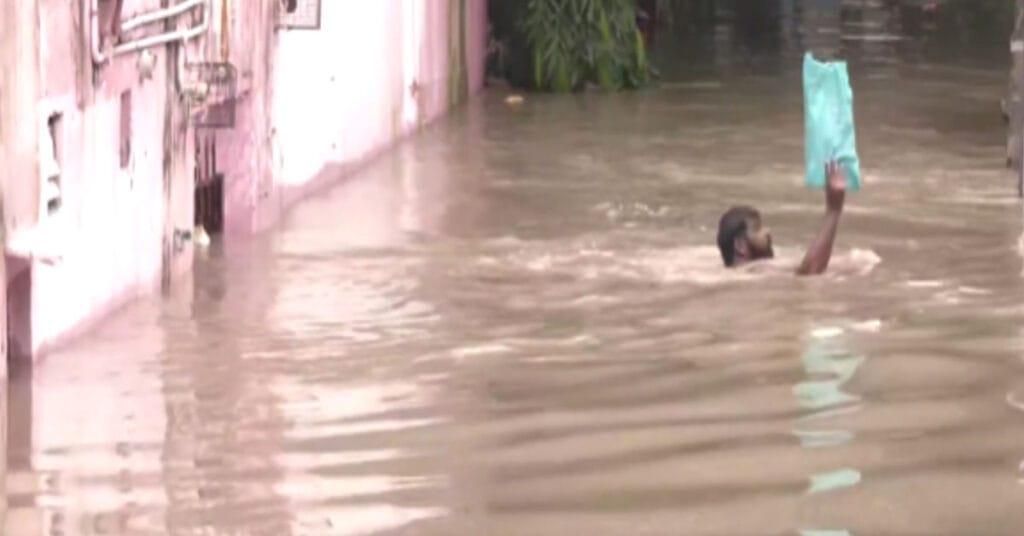 Yamuna Flooding Submerges Delhi Streets and Markets