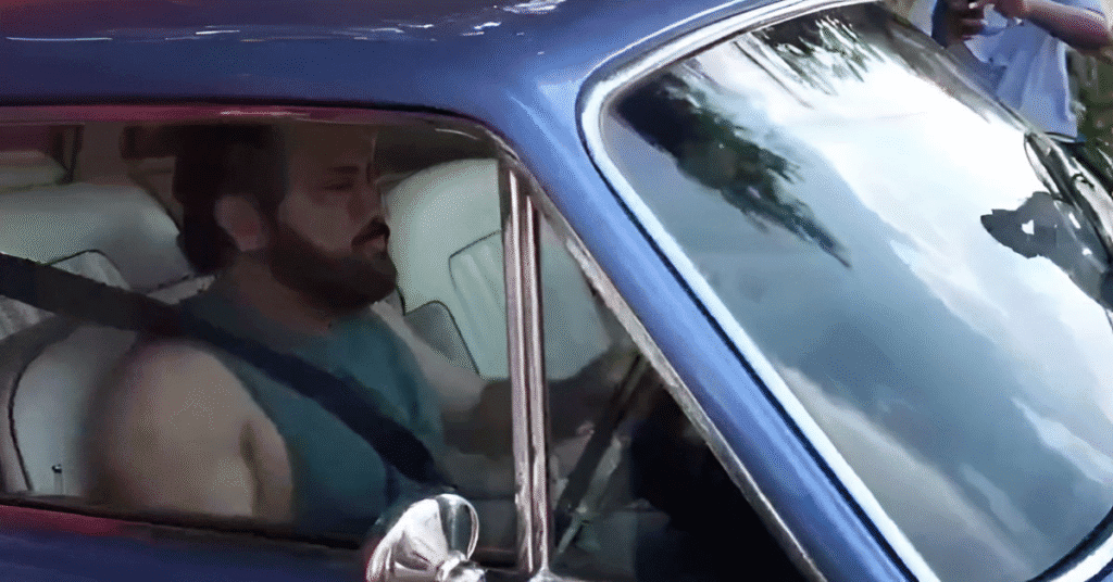 MS Dhoni Spotted Cruising Ranchi Streets in His Vintage Rolls-Royce