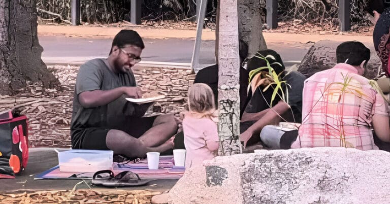 Australian Woman’s Daughter Unexpectedly Joins Indian Family’s Lunch, Internet Can’t Stop Smiling