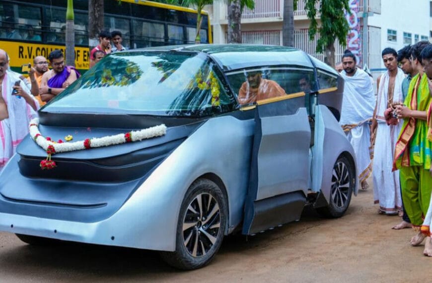 Video of Driverless Car in Bengaluru Goes Viral as Seer Enjoys a Joyride