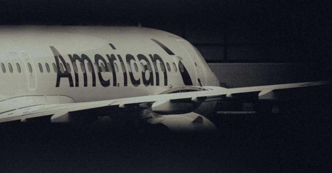 American Airlines Flight Makes Emergency Landing After Pilots Suspect Cockpit Break-In