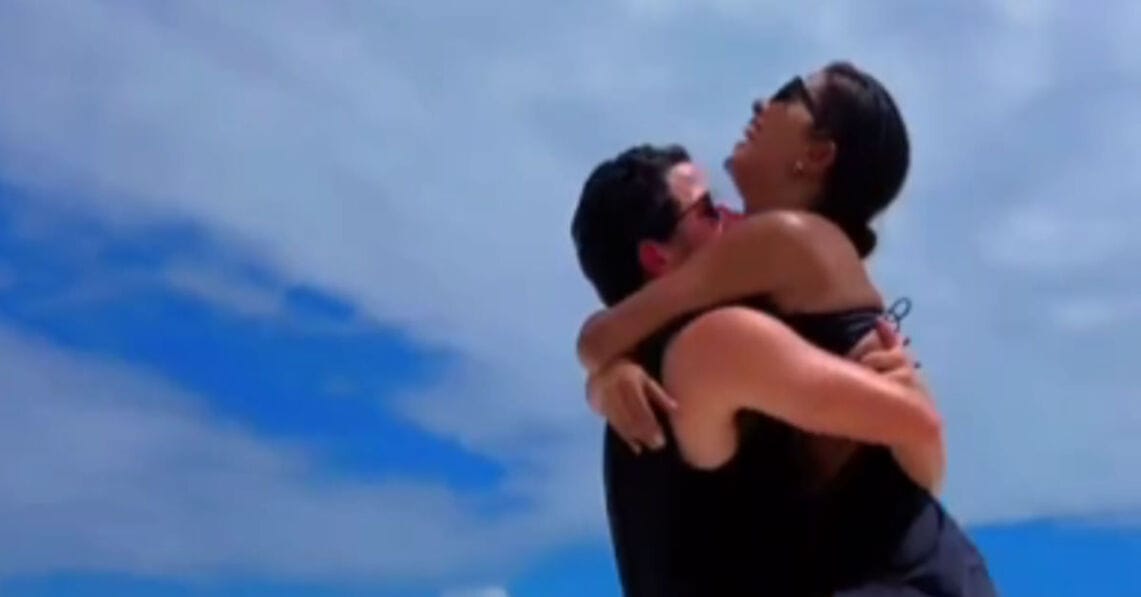 Priyanka Chopra Shares Romantic Beach Holiday Photos With Husband Nick Jonas